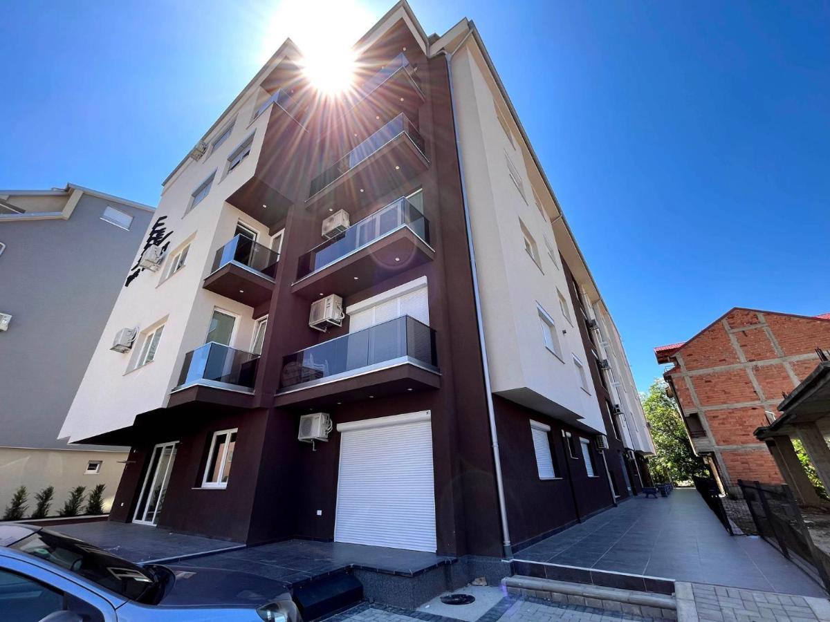 Darki Apartments 3 - Very Central Stay With Free Parking Ohrida Exterior foto